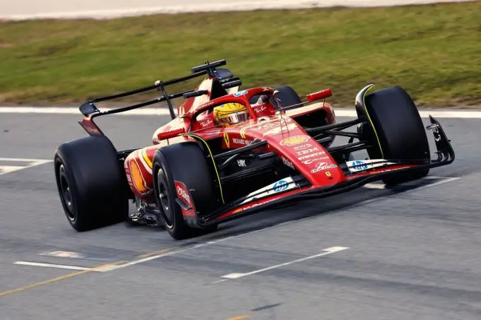 9 lh ferrari pirelliprivatetestingbarcelonaday1 07 1