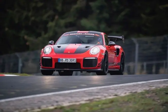 911 gt2 rs mr snelste straatlegale sportwagen op de ring