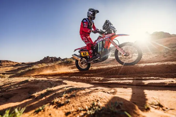 adrien van beveren dakar
