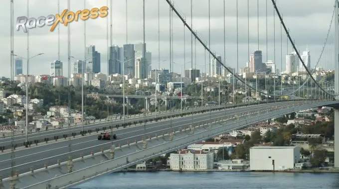 alexalbon stad istanbul