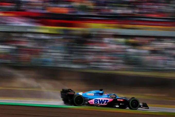 alpine actie zijkant 2022 japanese grand prix sunday 4