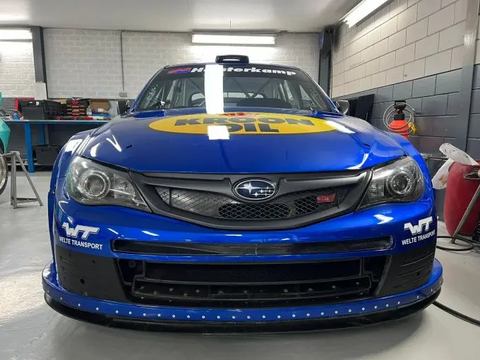 anja van loon renault clio