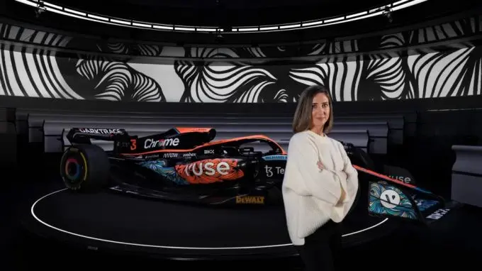 anna tangles livery mclaren 6