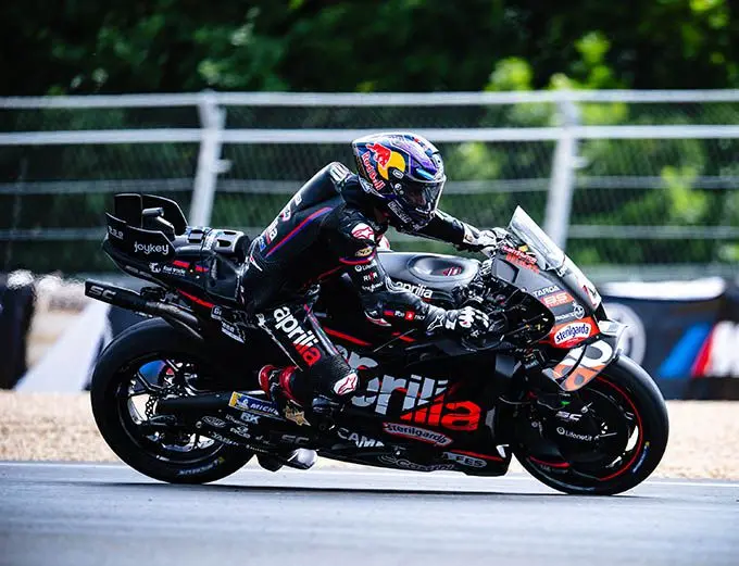 apriliaracing gp13 austria preview 06 kopie