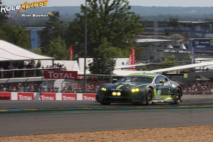 aston martin 24h of le mans