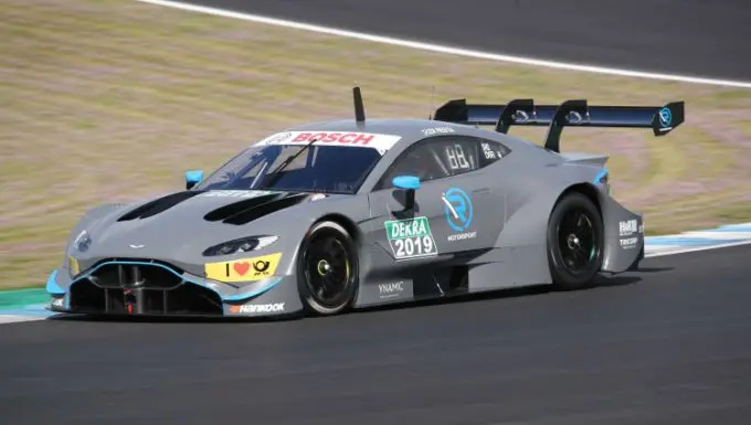 aston martin dtm