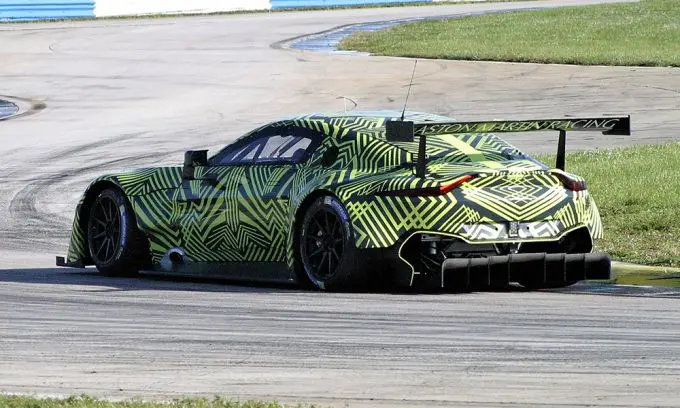 aston martin sebring 1