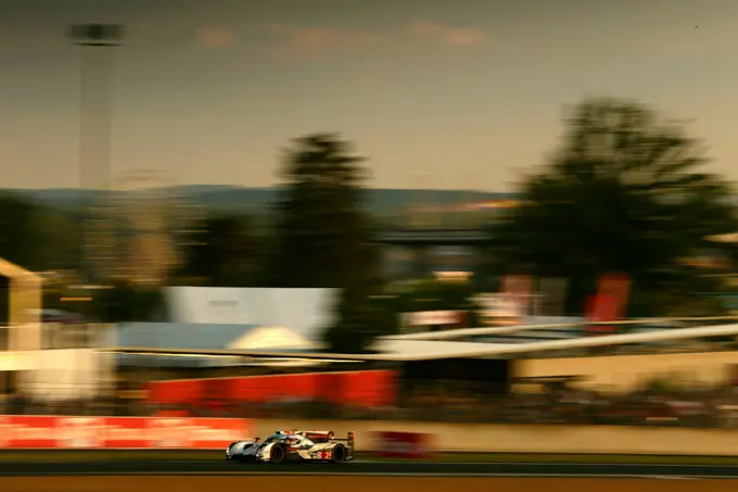 audi r18 e tron quattro le mans 2014