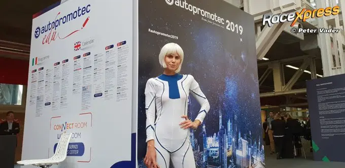 autopromotec fair hostess 20190523 111950