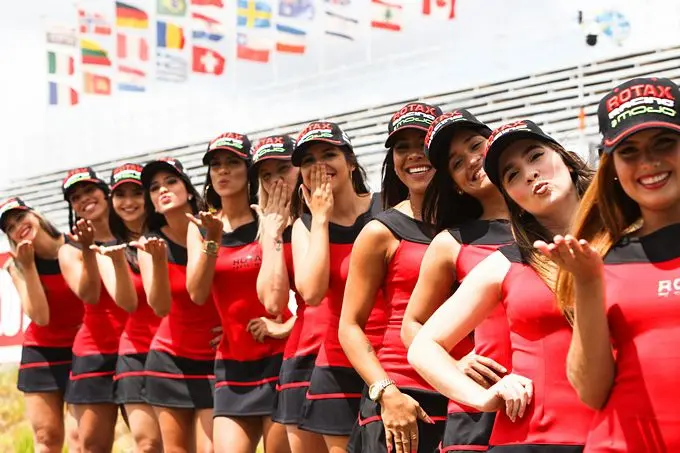 babes from brazil day800012