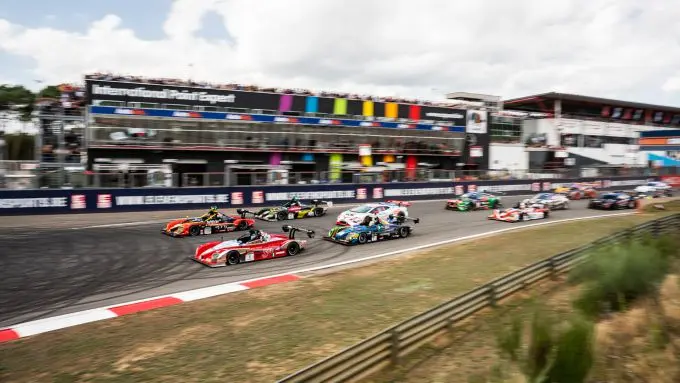 belcar endurance championship 2019 zet laatste rechte lijn in