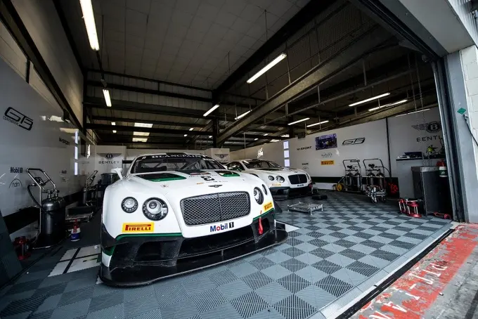 bentley gt3