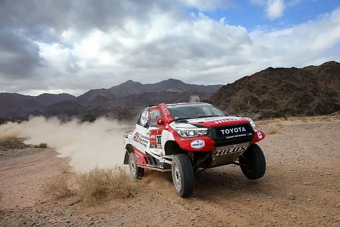 bernhard ten brinke dakar toyota rx 680