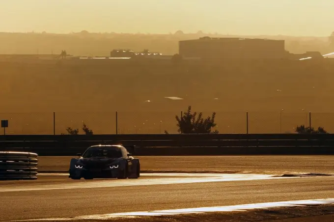 bmw dtm test 2016