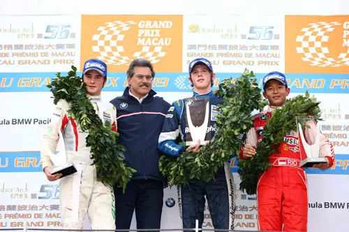 bmwmacaupodium