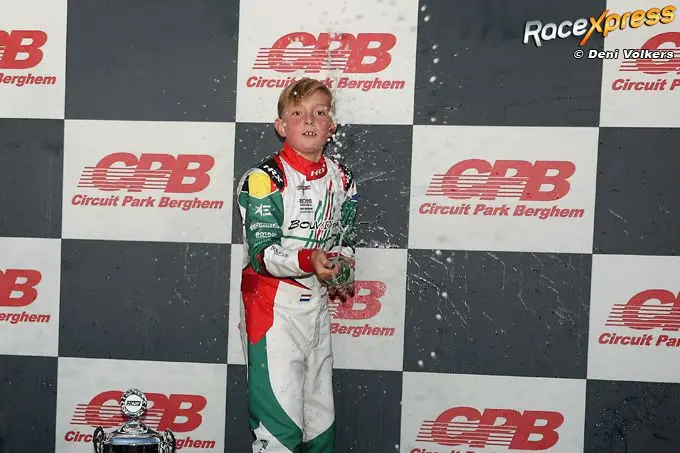 boaz maximov champagne voor boaz maximov bij nk karting bf0a0758