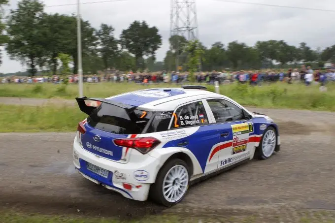 bob de jong rallying bob de jong en bjorn degandt in stijlvole actie voor talrijk publiek in de ele rally 180602