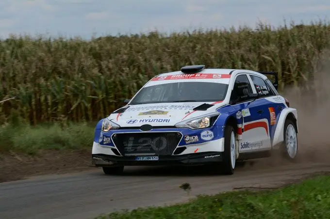 bob de jong rallying bob de jong en kees hagman met de hyundai i20 r5 in actie in kasterlee rx680 180826 2