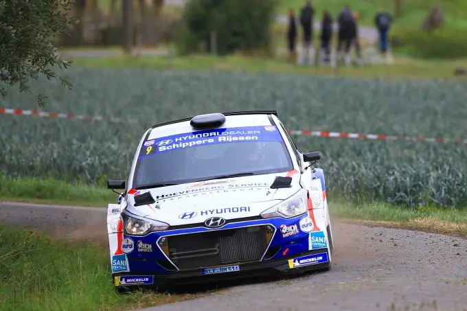 bob de jong rallying in de eurol hellendoorn rally gaat het kampioensduo bob de jong bjorn degandt voor de zege 190913