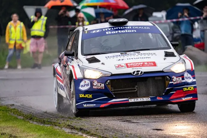 bob de jong rallying in de gtc rally moest de hyundai equipe afrekenen met hevige regen en sterke concurrenten 210710