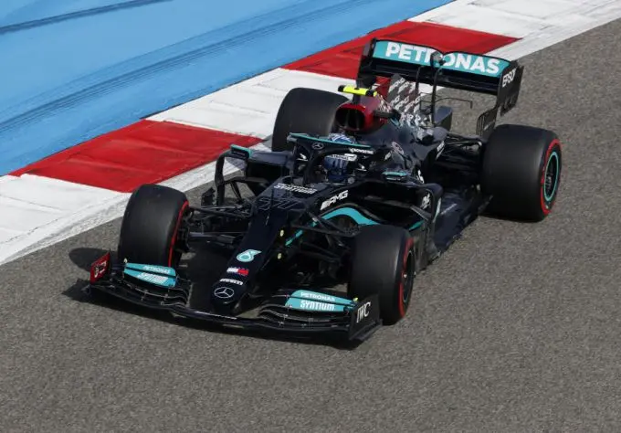 bottas curb