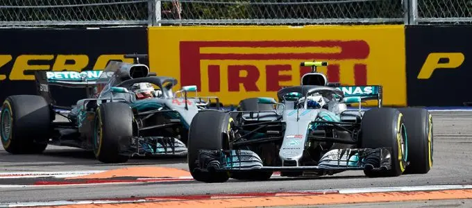 bottashamiltonsochiautodrom2018