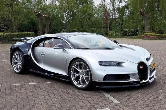 bugatti chiron