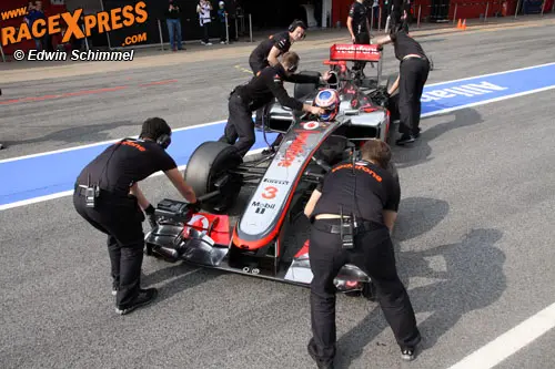 buttonbarc2012pitlane rx500