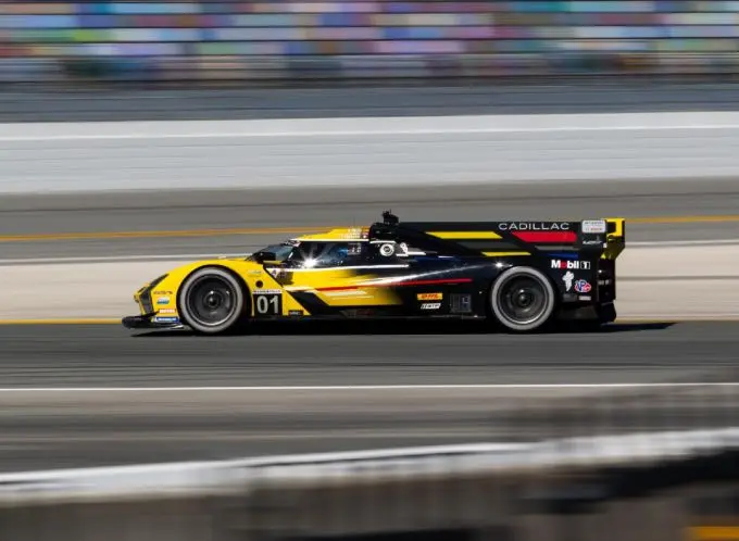 cadillac roar 45 verkleind