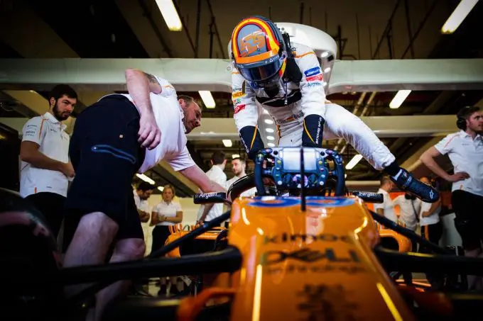 carlos sainz 55 mclaren 1 1
