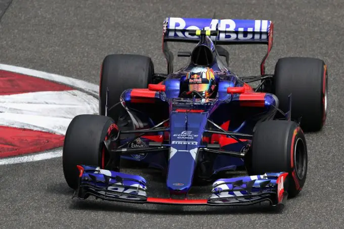 carlos sainz china 1