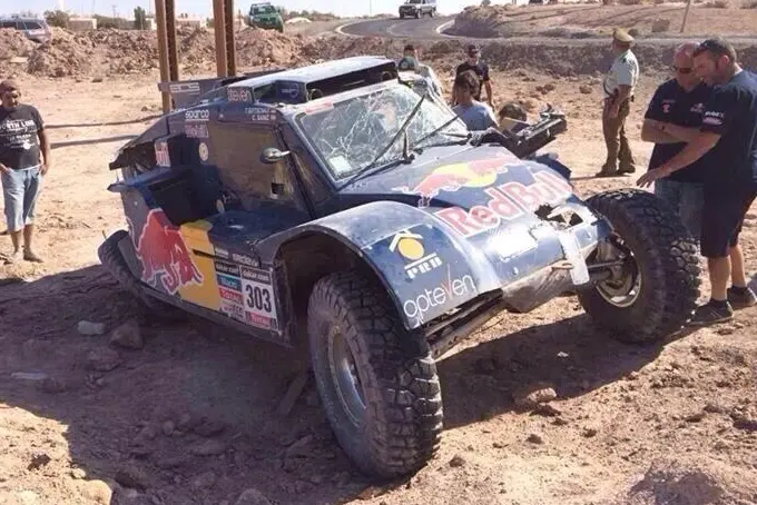 carlos sainz crash dakar 2014 1