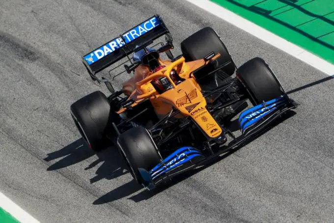 carlos sainz mclaren