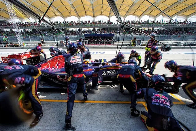 carlos sainz pitstop sepang
