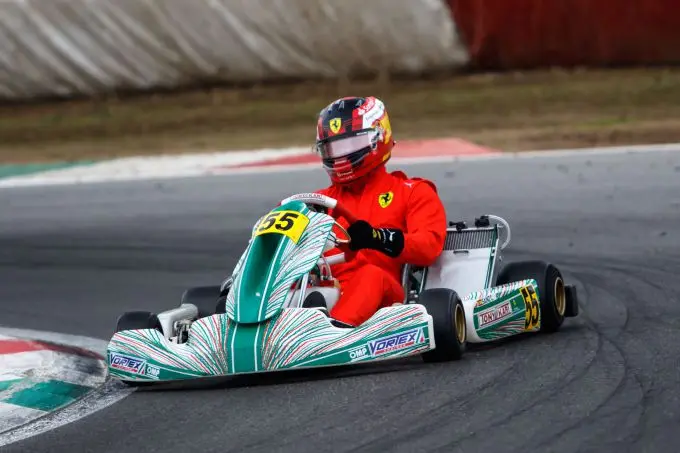 carlos sainz tony kart racing team in kz shifterkart kartrack franciacorta kartxpress