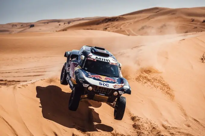carlos sainz wint etappe 6