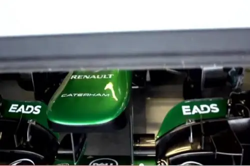 caterham ct03 voorkvleugel