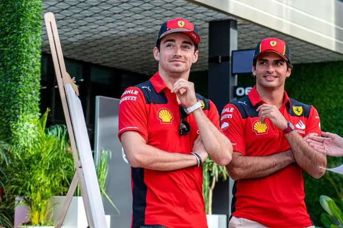 charles leclerc en carlos sainz 230004 saudi arabian gp thursday gallery
