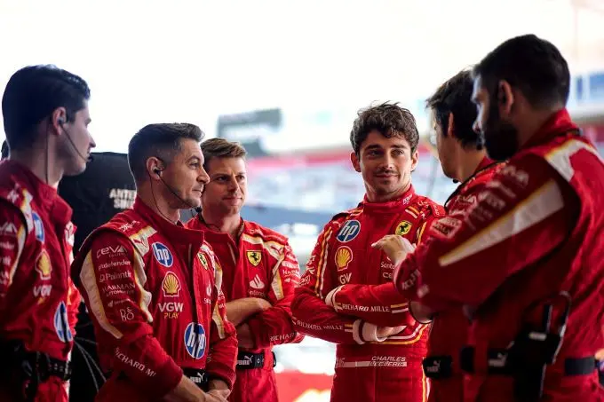 charles leclerc en crew 241019 r19 usa ca r1929569 97f24c72 bf4e 40ce affd 8cac95627554