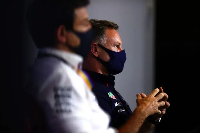 christian horner and toto wolff si202107160359 news 1