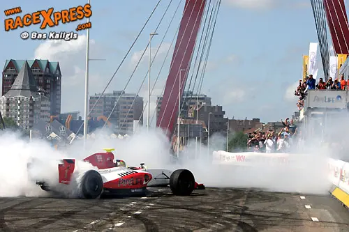 city racing vette demonstraties