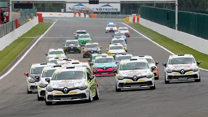 clio cup start