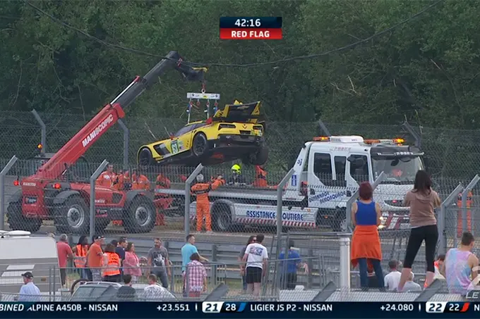 corvette crash le mans 2015