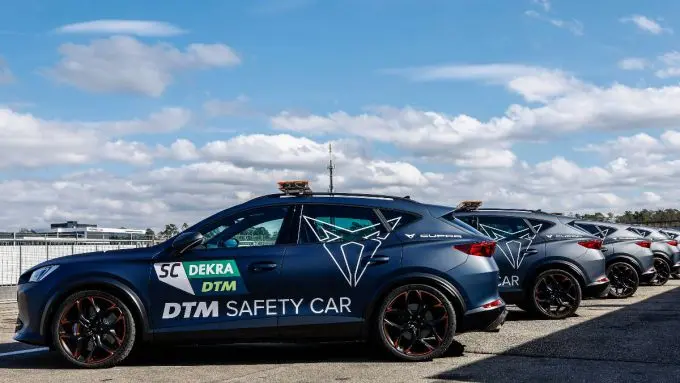 cupra safetycar 30f09601 b4cc e2a0 794f 3ac636a532d5