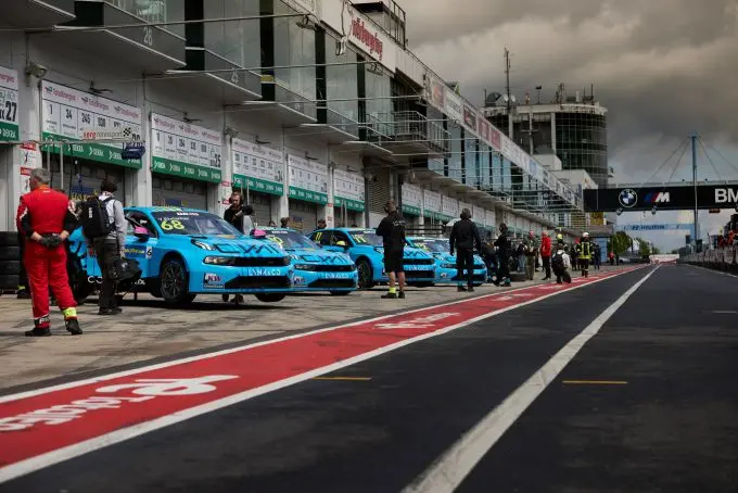 cyan racing in pits 284416478 8287252914633445 4447085809520823499 n