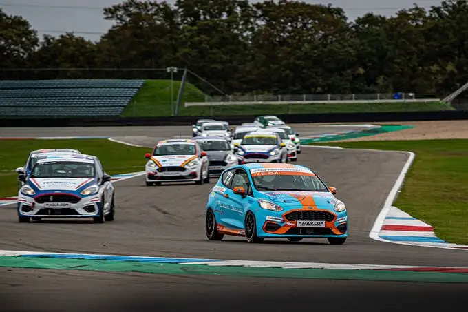 daan pijl aan kop hankook finale races 2019 tt circuit rx