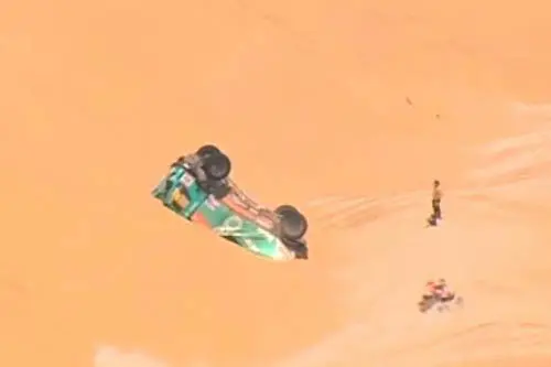 dakar 2013 crash hans stacey iveco vrachtwagen racexpress 500