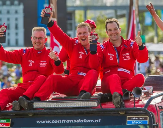 dakar team de rooy met tontrans