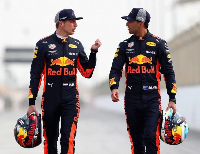 daniel ricciardo en max verstappen red bull f1