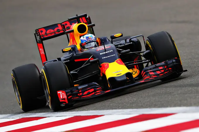 daniel ricciardo red bull f1